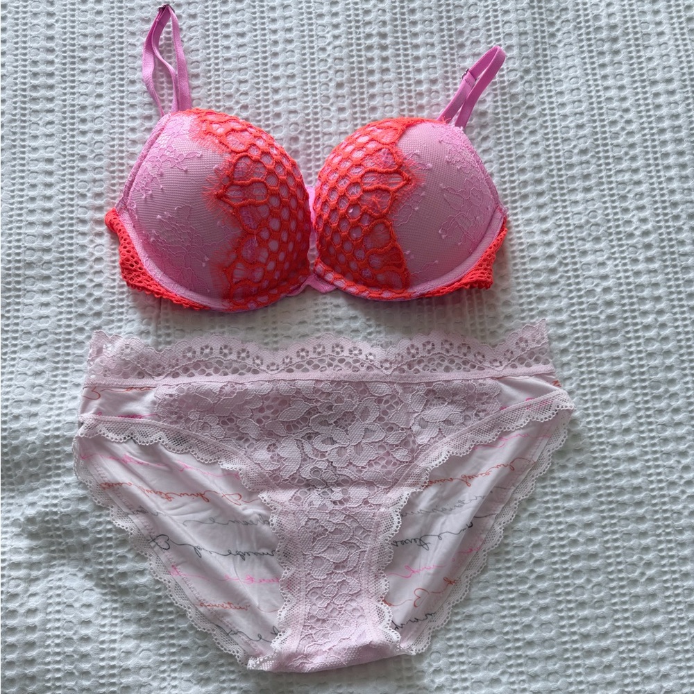 Victoria's Secret Pink and Orange Lace Bra